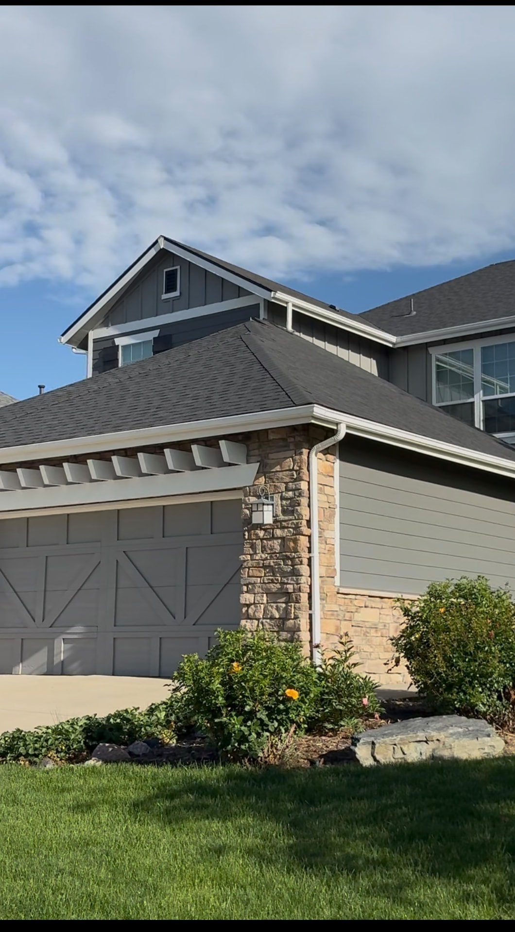 Garage & Gable Detail